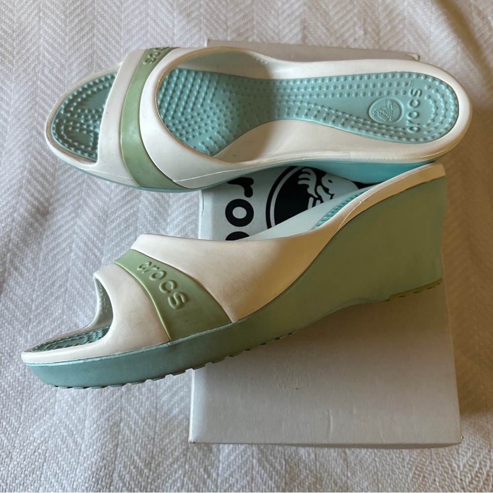 Crocs Sassanian Seafoam Green White Wedge Slide Slip On Sandals 10 With Box